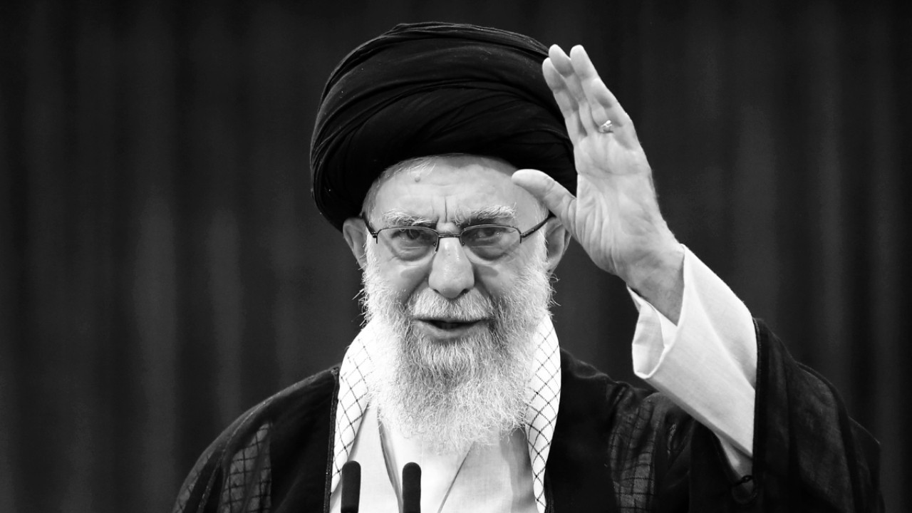 İran'da 945 alim ve din adamından Hamaney bildirisi: ''İran milletinin çelik iradesi sarsılmayacak''