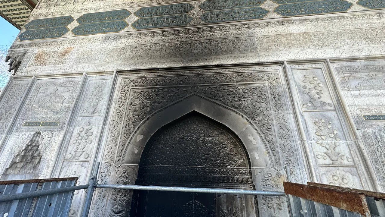 İstanbul’un en büyük üçüncü çeşmesi tahrip edildi