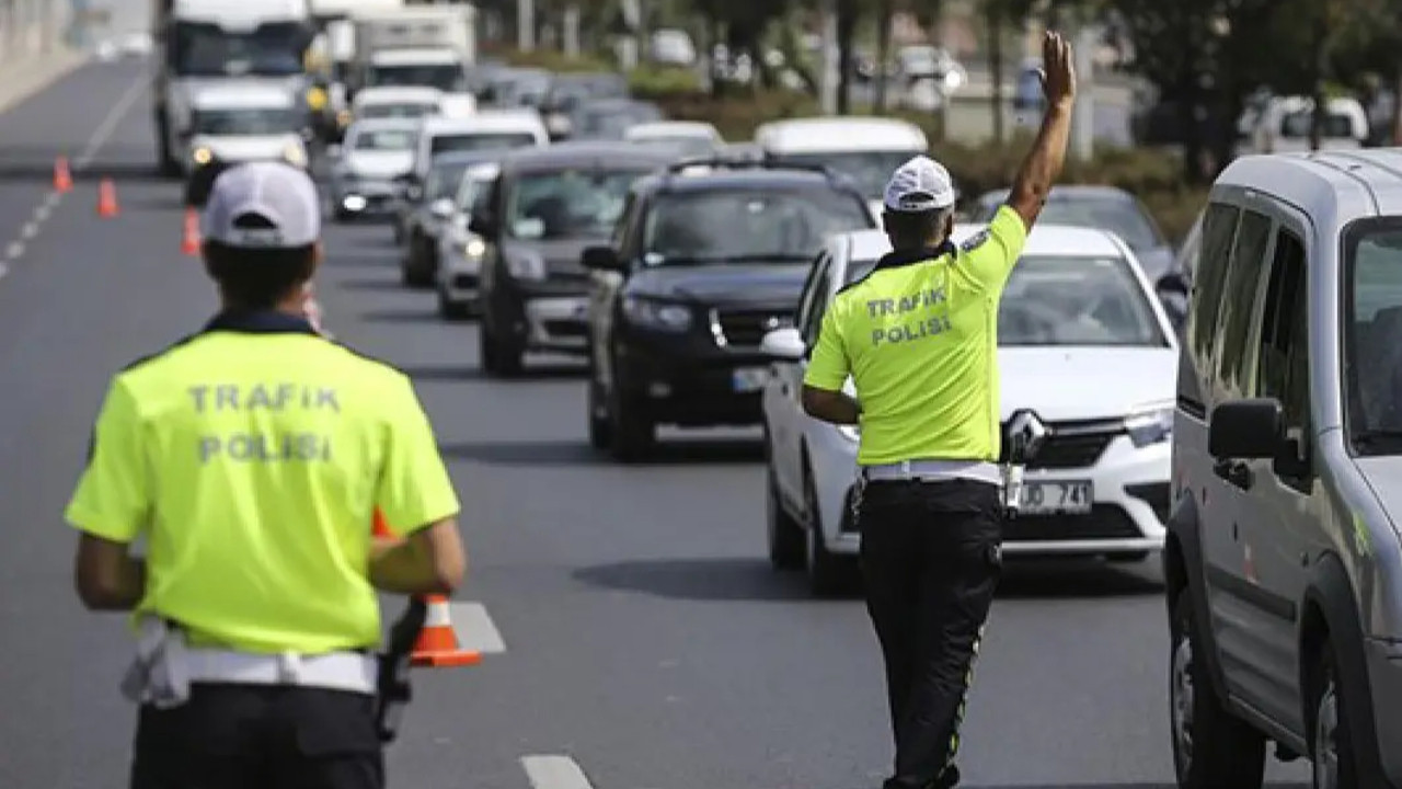 Trafikte yeni dönem: Hız cezalarında 9 kademeli sisteme geçildi
