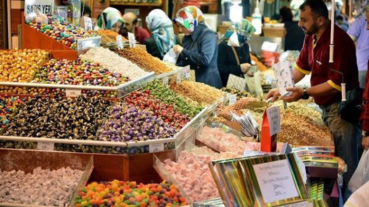 Bayram alışverişinde tuzağa düşmeyin! Uzmanlardan kritik uyarılar