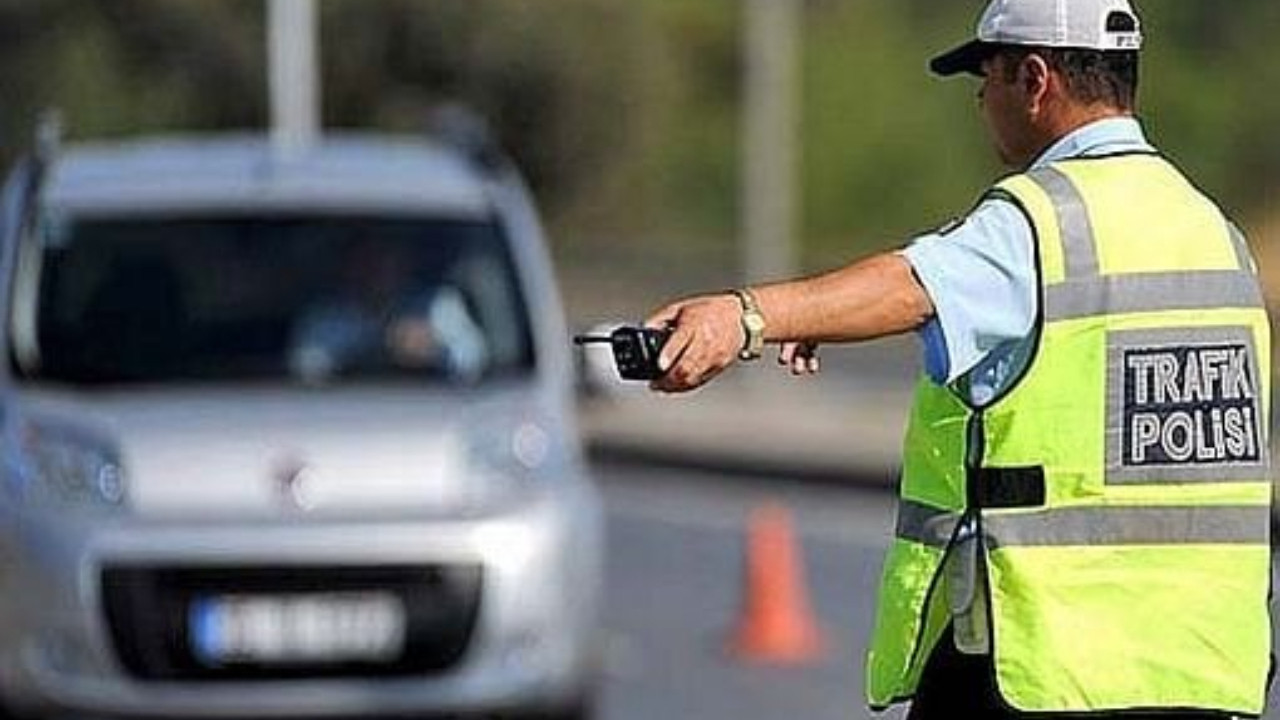 İstanbul’da taralı alan ihlali uygulaması: Trafik polisleri dronla denetim yaptı