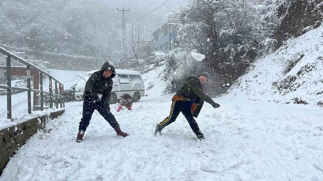 Meteoroloji illeri tek tek uyardı! Kar yağacak şehirler belli oldu