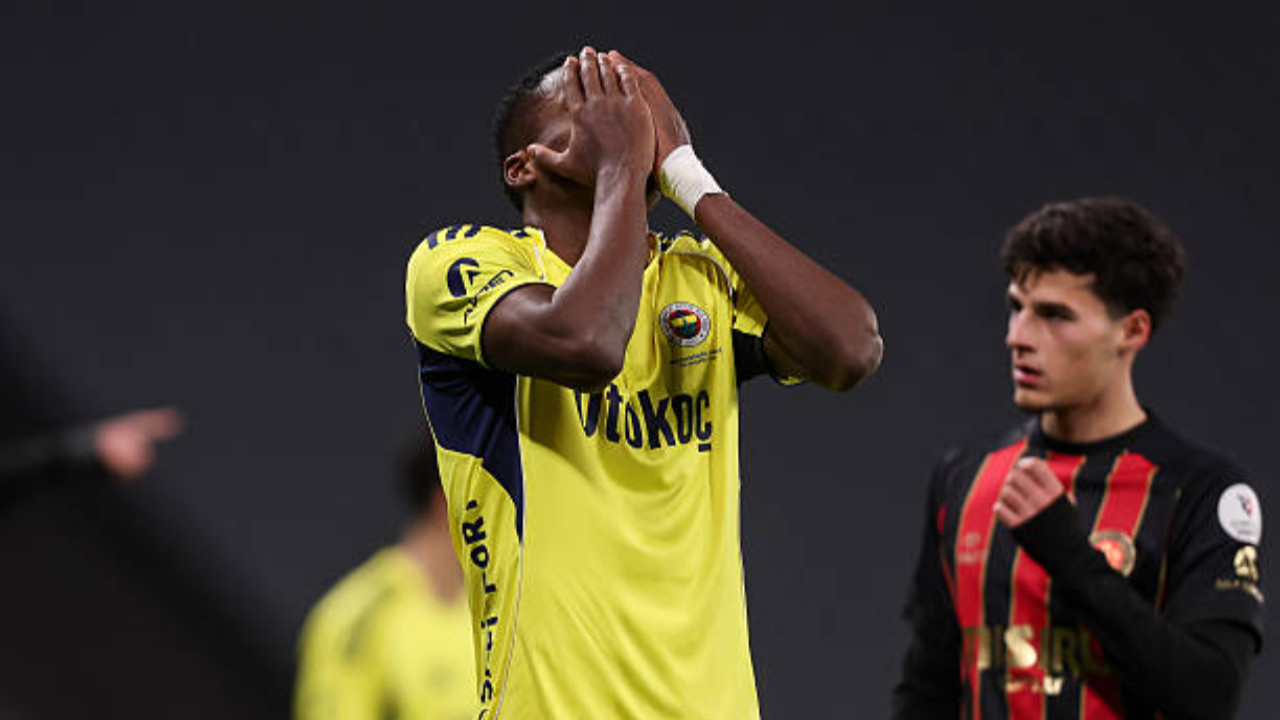 Fenerbahçe’de alarm: Fatih Karagümrük yenilgisi sonrası acil toplantı