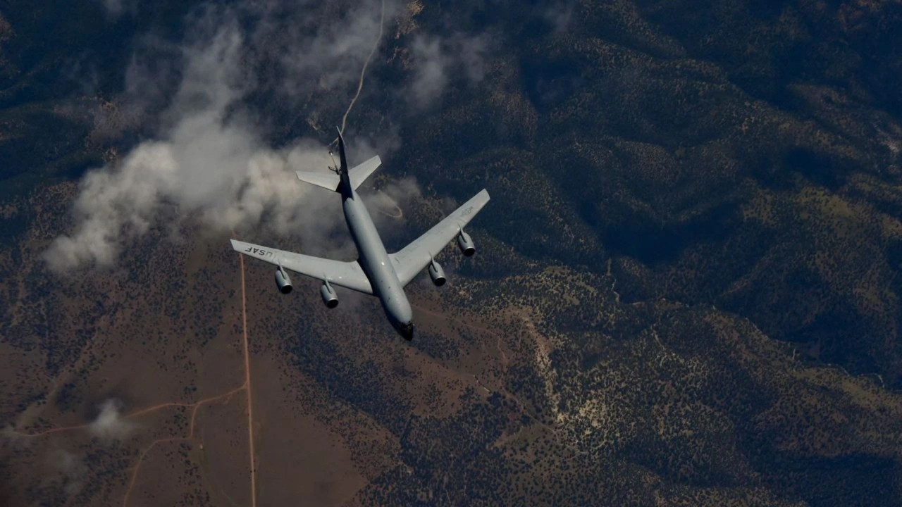 ABD’nin yakıt ikmal üssüne füze saldırısı: 5 uçak ağır hasarlı