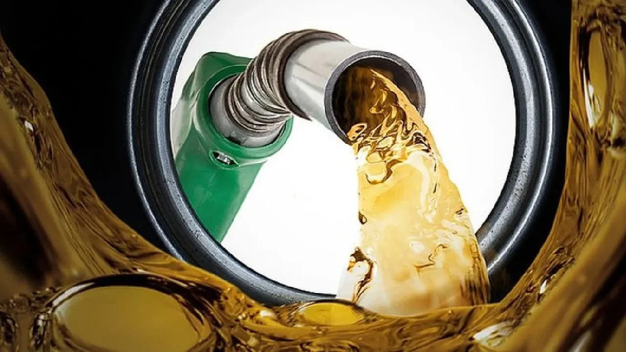 Türkiye'nin petrol ithalatı Ocak ayında yüzde 2 azaldı