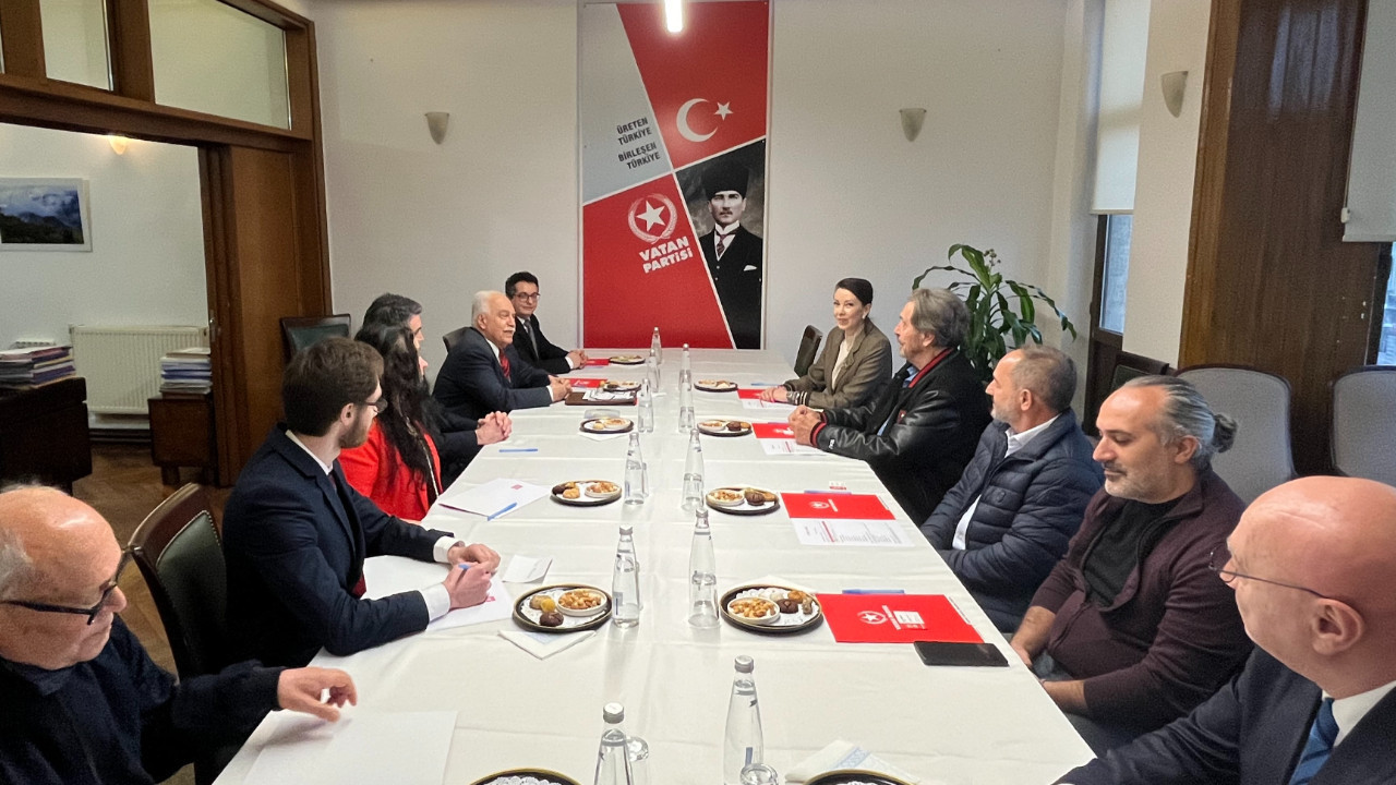 Rusya’nın Rodina Partisi ve Errol Musk'tan Vatan Partisi'ne ziyaret