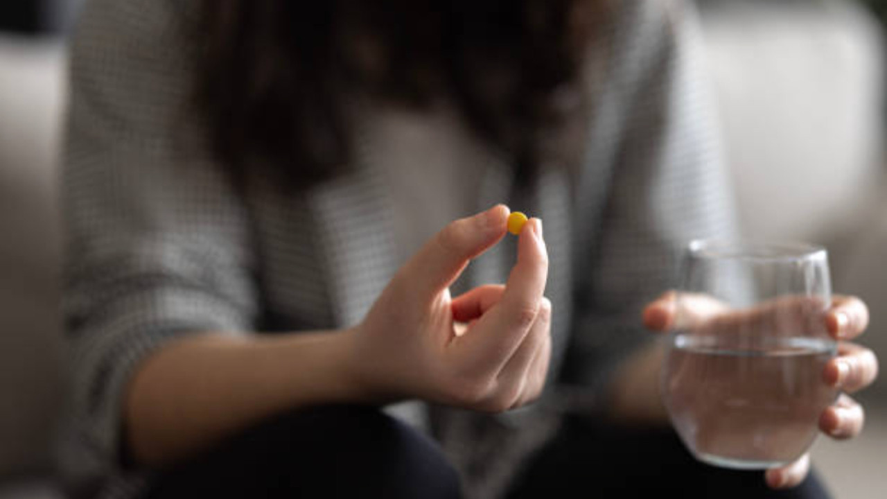 Uzmanlar uyardı: Kontrolsüz içilen ağrı kesiciler, bağırsak sağlığını bozuyor