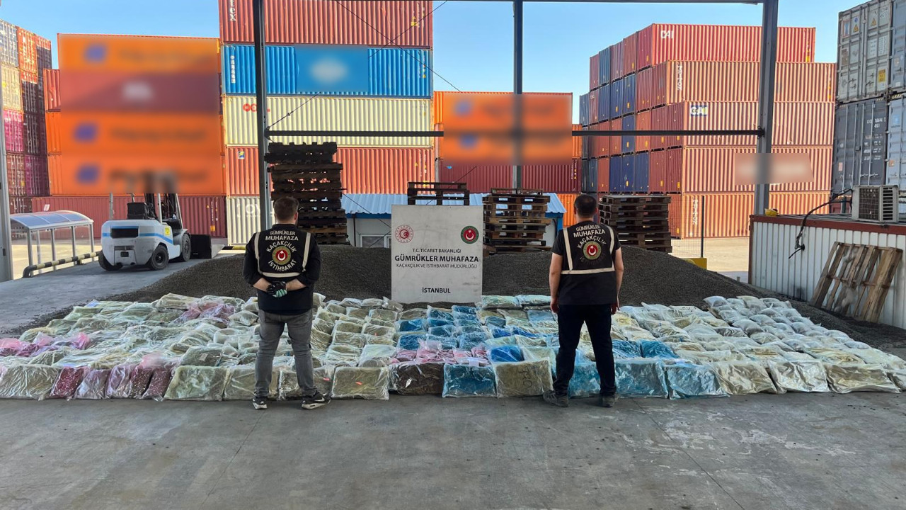 Gümrük Muhafaza ekipleri 7,2 ton uyuşturucu ele geçirdi