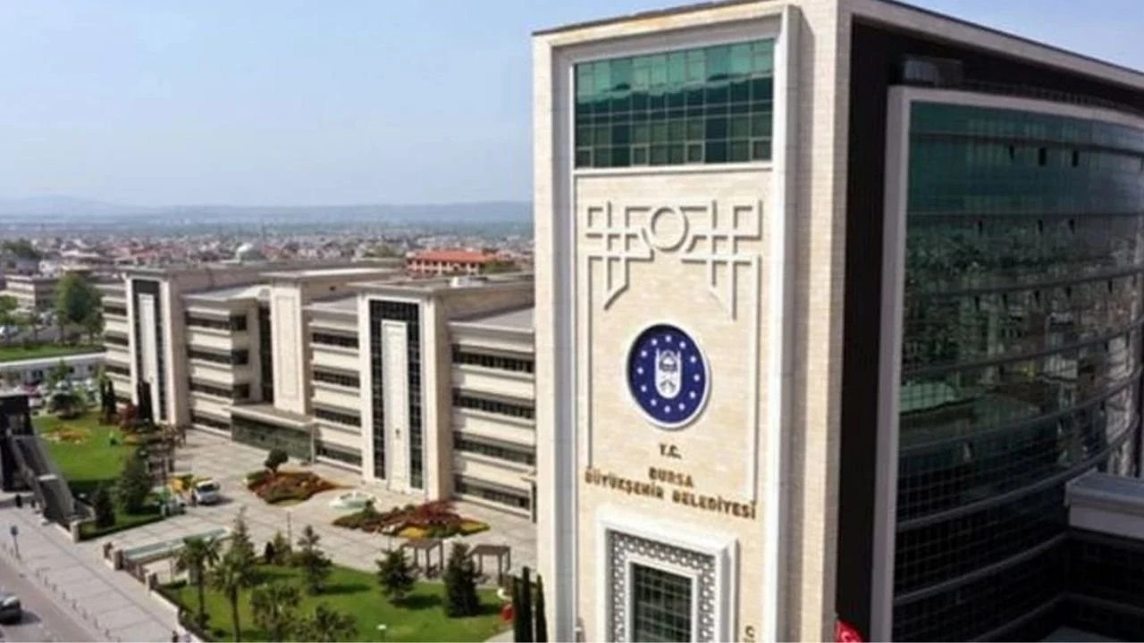 Bursa Büyükşehir Belediyesi AK Parti'ye geçti!