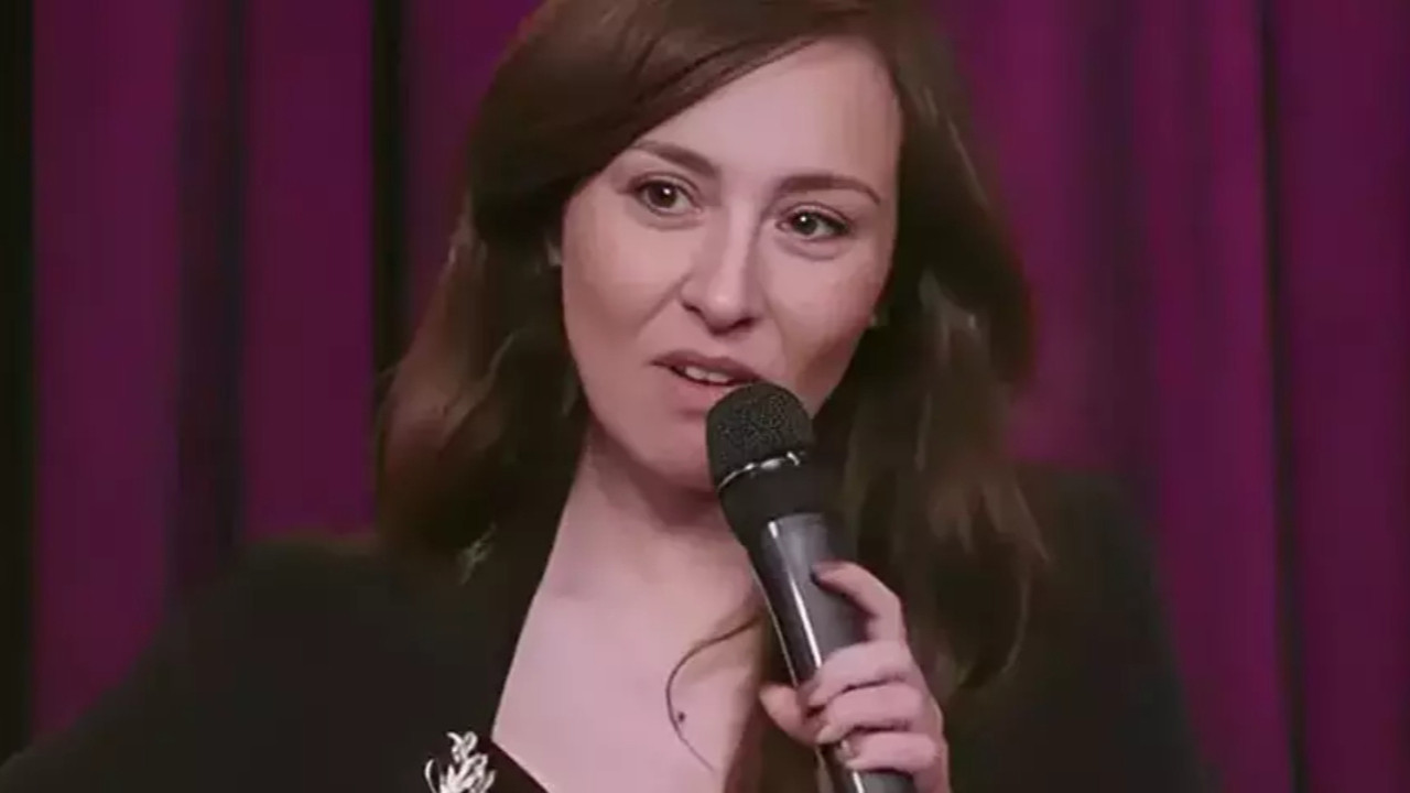 Komedyen Tuba Ulu, Kanuni Sultan Süleyman'a hakaret gerekçesiyle gözaltına alındı