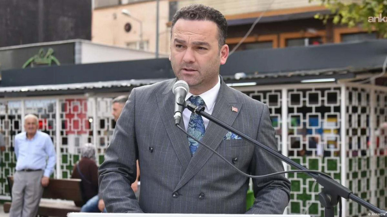 Görevinden uzaklaştırılan Görele Belediye Başkanı Hasbi Dede, CHP'den ihraç edildi