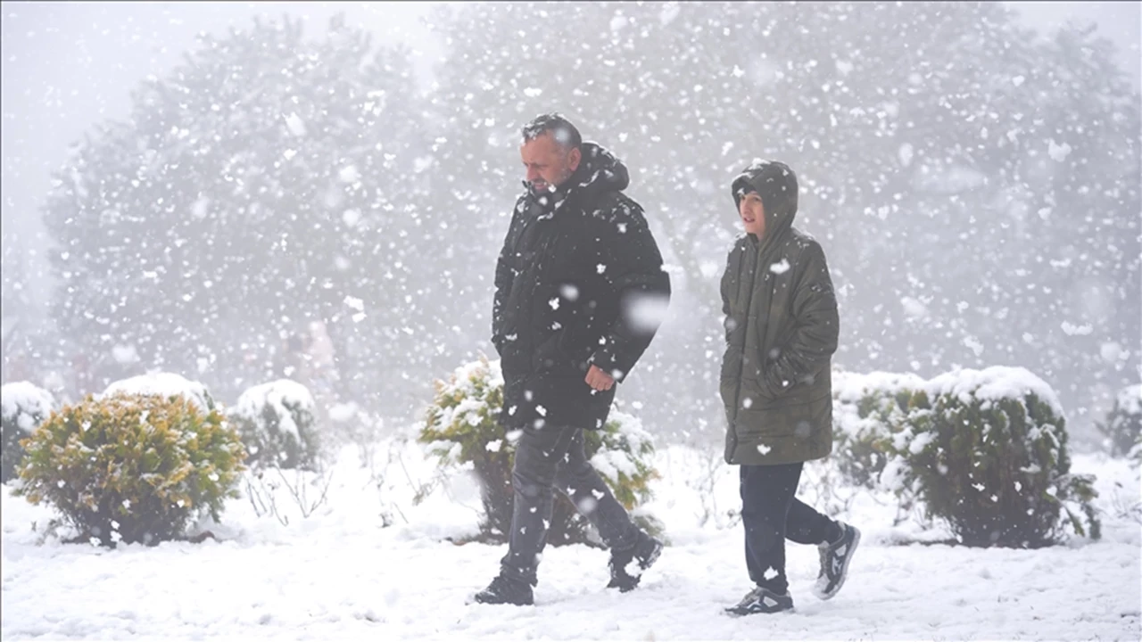 Meteoroloji yarın için uyardı: 22 ile lapa lapa kar geliyor!