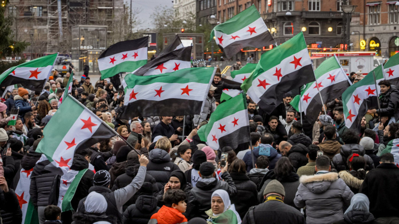 Suriye ordusu ülkedeki ABD üslerini devralıyor