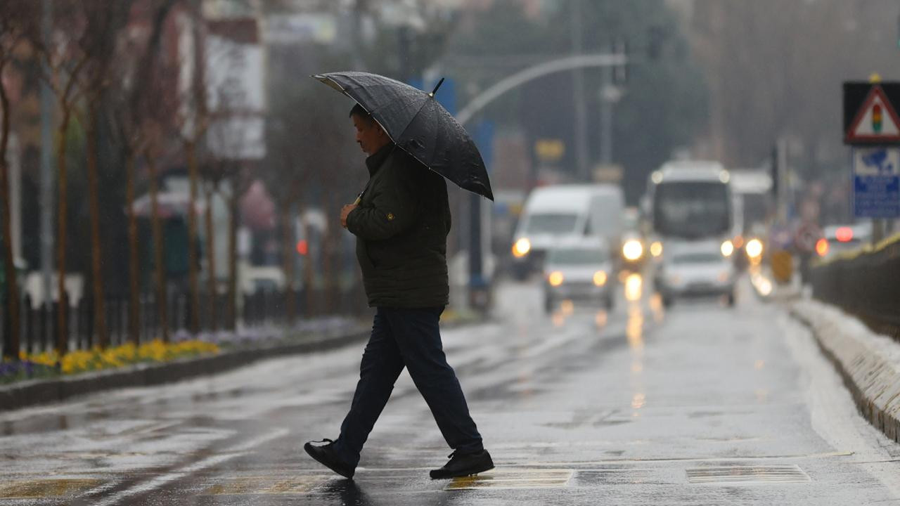 Bugün hava nasıl olacak? Meteorolojiden sağanak uyarısı