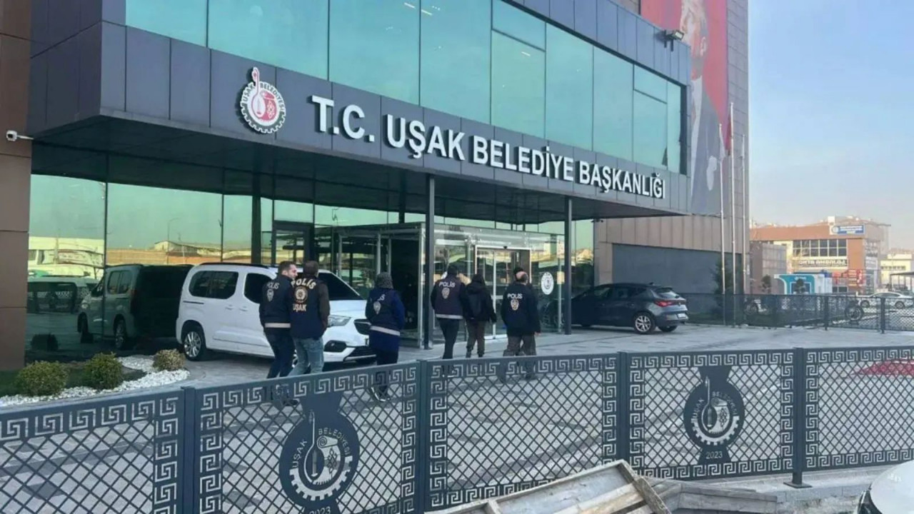 Uşak Belediyesine ikinci dalga operasyon: CHP İl Başkanı ve Uşakspor Başkanı dahil 16 kişi tutuklandı