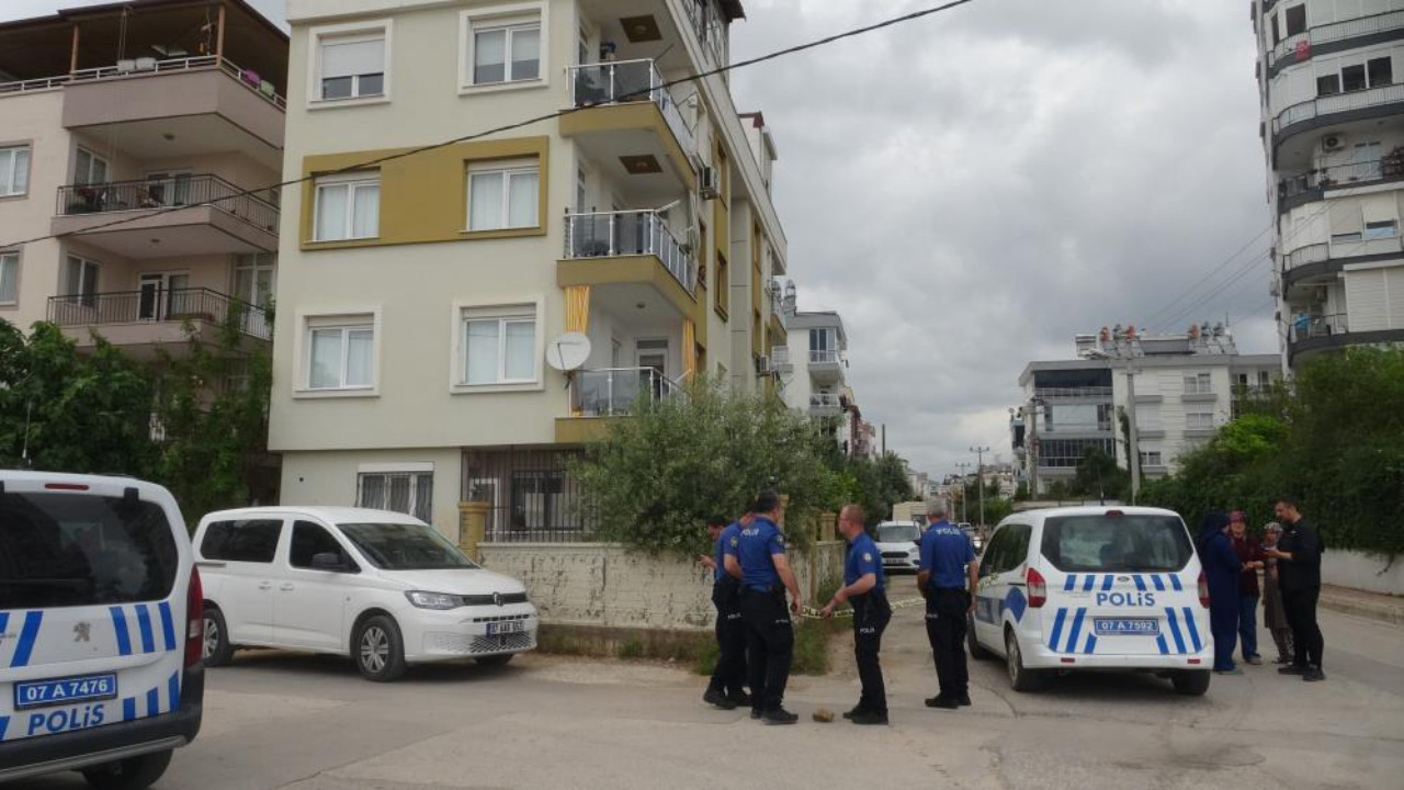 Antalya'da akılalmaz olay: Arabanın anahtarı vermeyen annesine kurşun yağdırdı!