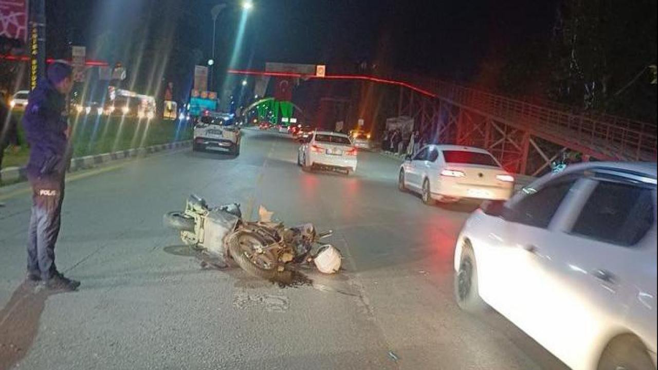 Manisa'da iki motosiklet çarpıştı, bir polis memuru hayatını kaybetti