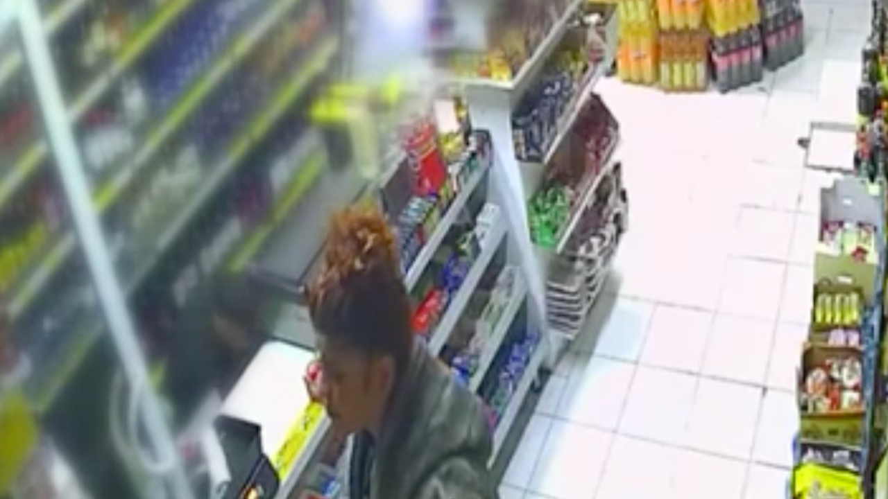 Takip edildiğini söyleyip bakkaldan yardım istemişti: Tatil için İstanbul'a gelen turist otelde ölü bulundu