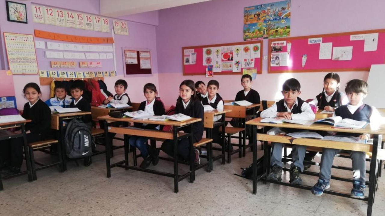 Müfredat değişiyor! "Empati ve Sosyal Beceriler" dersi zorunlu hale getiriliyor