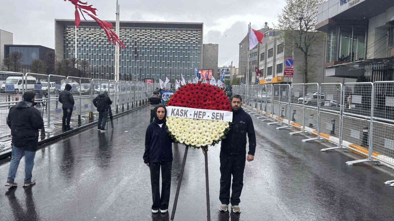 HEP-SEN Taksim’de 1 Mayıs'ı kutladı