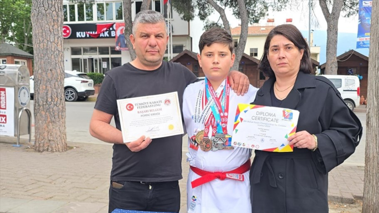 Belediyeyi eleştirdi faturası oğluna kesildi: Milli karateci kulüpten kovuldu