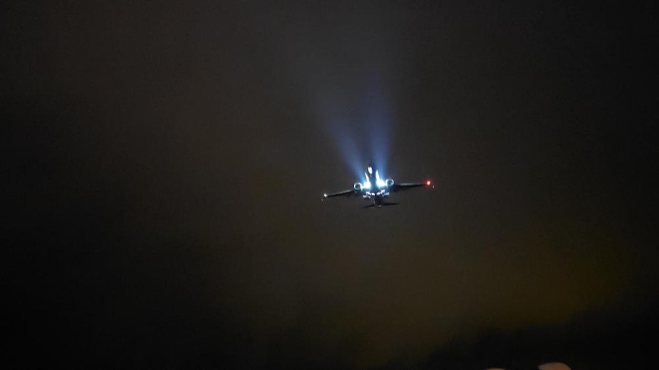 Van'da 'windshear' alarmı! 2 uçak pisti pas geçti