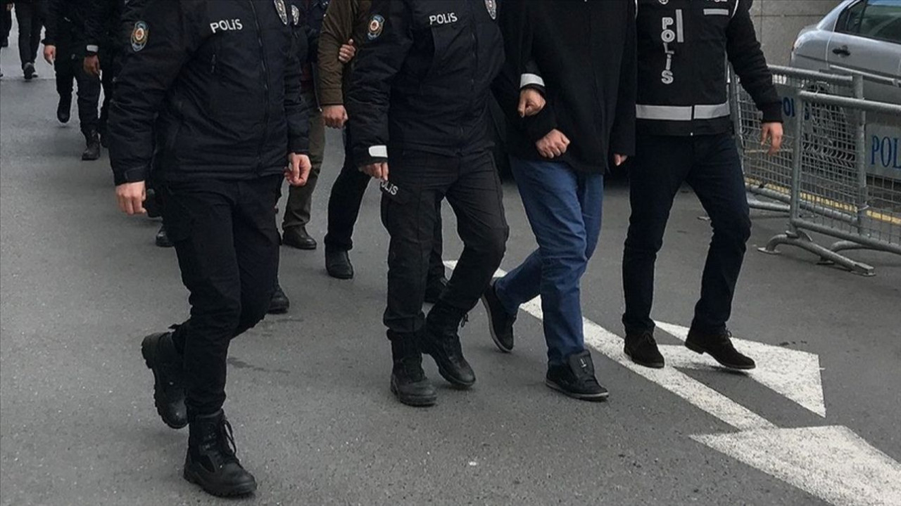 3 ilde dev "Change" operasyonu: Pert araçları otobüs diye satmışlar!