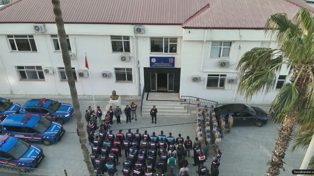 Diyarbakır ve Mersin'de narkotik operasyonu: 216 kilogram uyuşturucu ele geçirildi