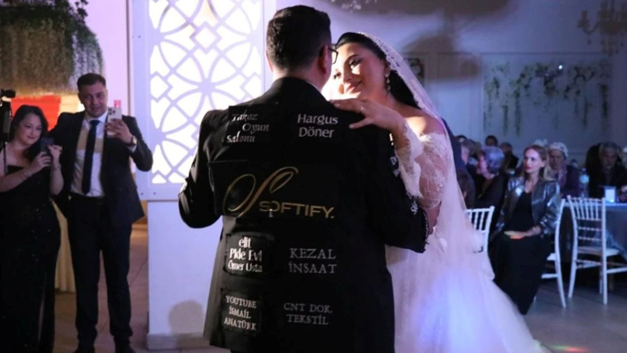 Damat değil reklam panosu! Denizli’de düğün masrafını çözme yöntemi şaşırttı