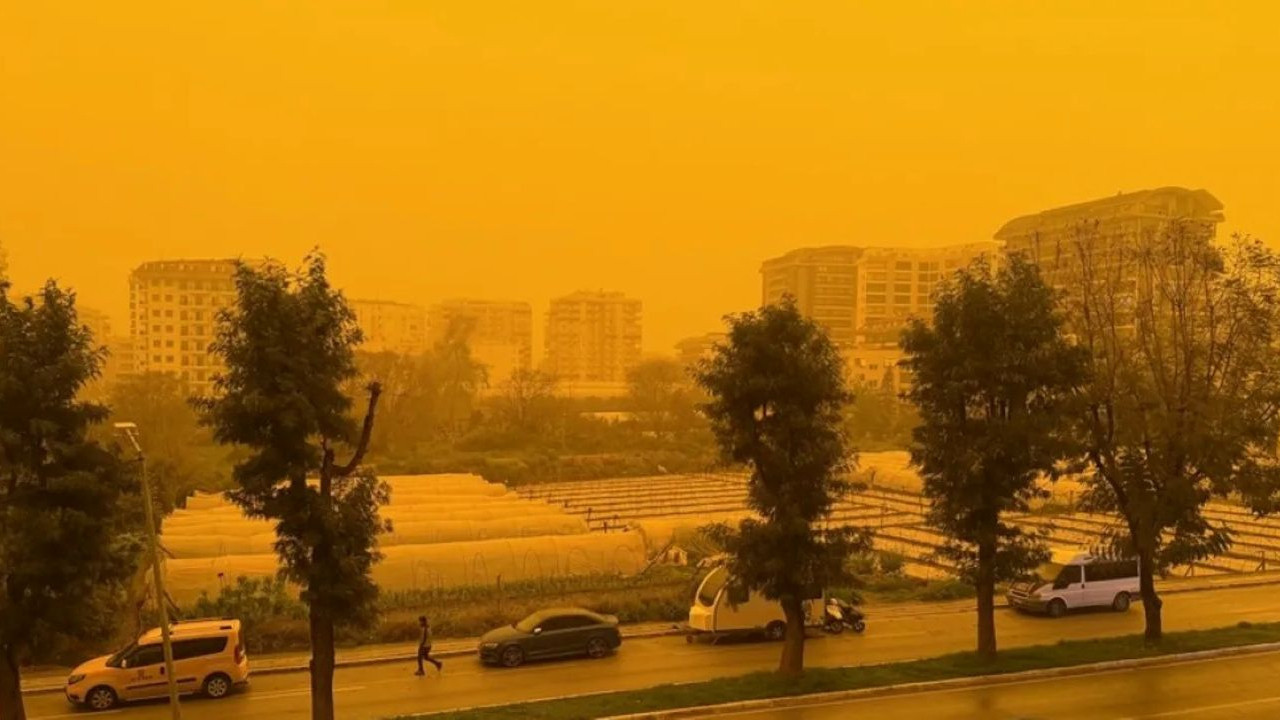 Gökyüzü renk değiştirecek! Afrika’dan gelen toz bulutu Türkiye’yi esir alacak