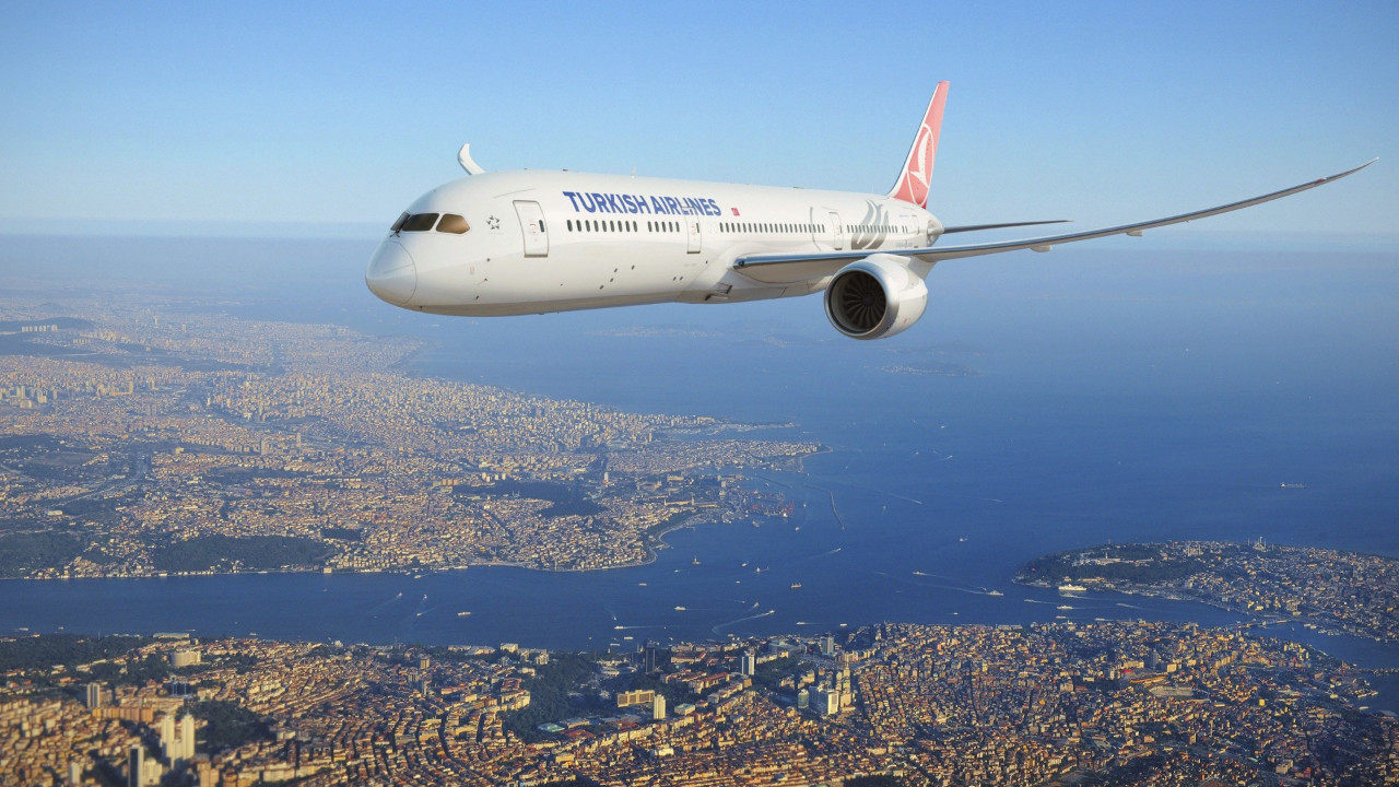 Türkiye'nin hava sahasından elde ettiği rekor gelir açıklandı