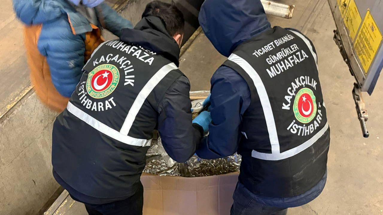 Zehir tacirlerine 6 koldan kuşatma: 659 kilo uyuşturucu ele geçirildi!