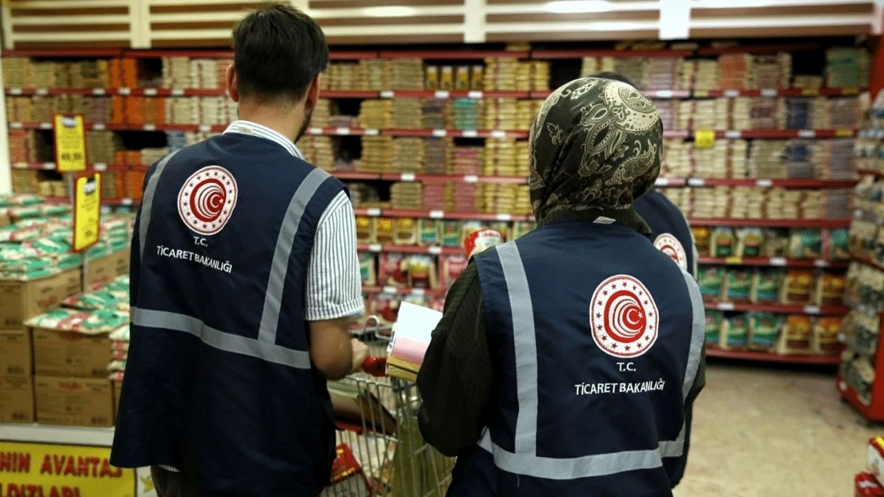 Ticaret Bakanlığı'ndan fırsatçılara darbe! 1258 işletmeye dev ceza