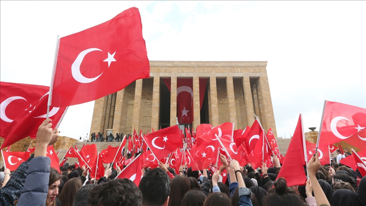 19 Mayıs Salı bankalar açık mı, kargolar çalışıyor mu, hastane ve sağlık ocağı kapalı mı?'