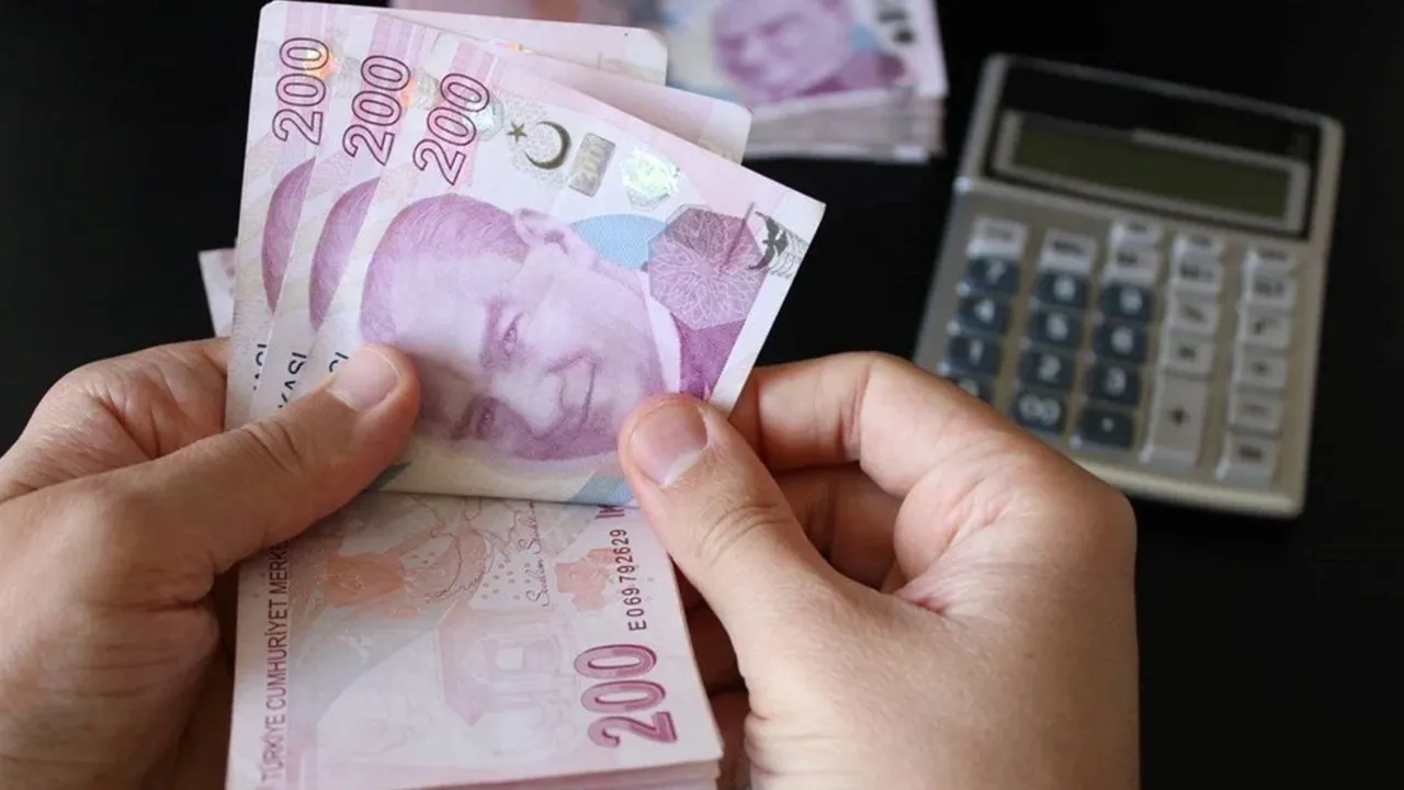 Nakit ihtiyacı olanlar dikkat! 250 bin TL ihtiyaç kredisi: Hangi banka ne kadar istiyor?