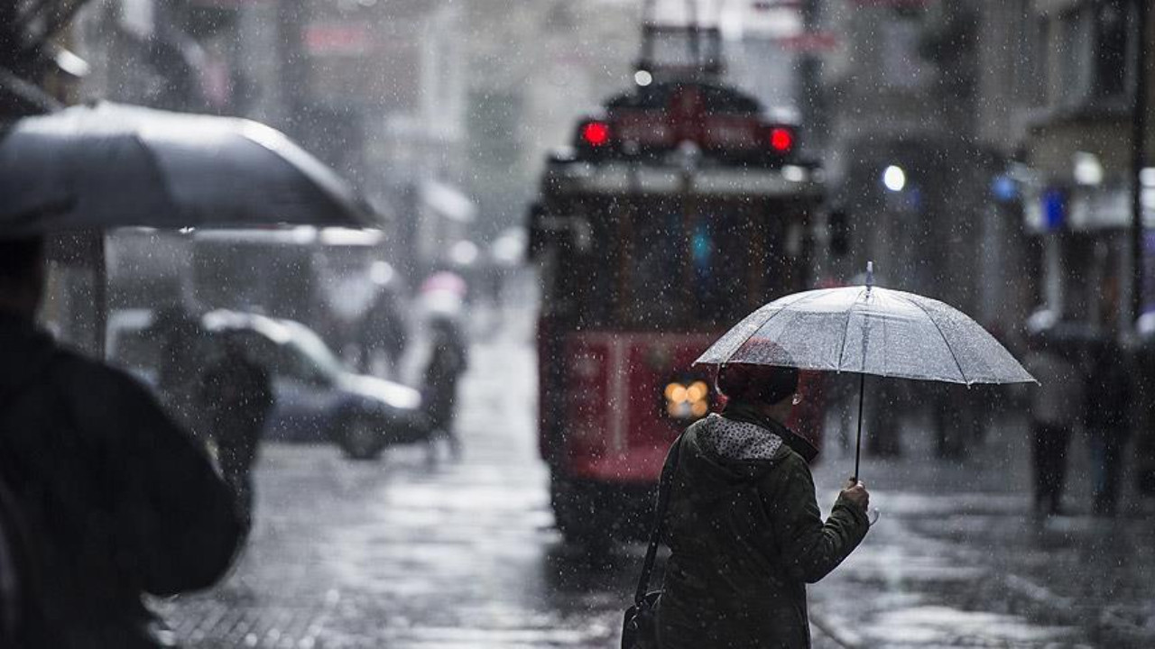 Şemsiyesiz çıkmayın: MGM o şehirleri tek tek uyardı! İşte il il hava durumu: Yarın hava nasıl olacak? Yağmur yağacak mı? İstanbul'da hava nasıl olacak?