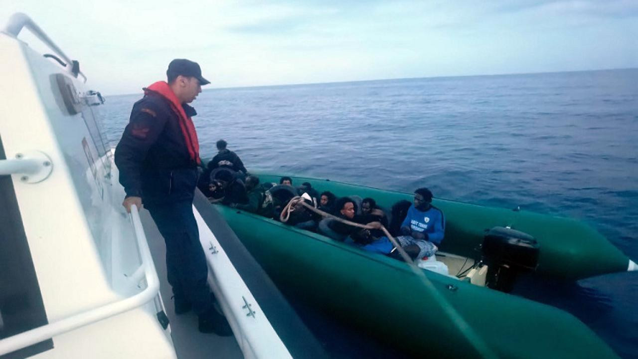 Ege'de nefes kesen operasyon! İHA havada gördü, ekipler deni