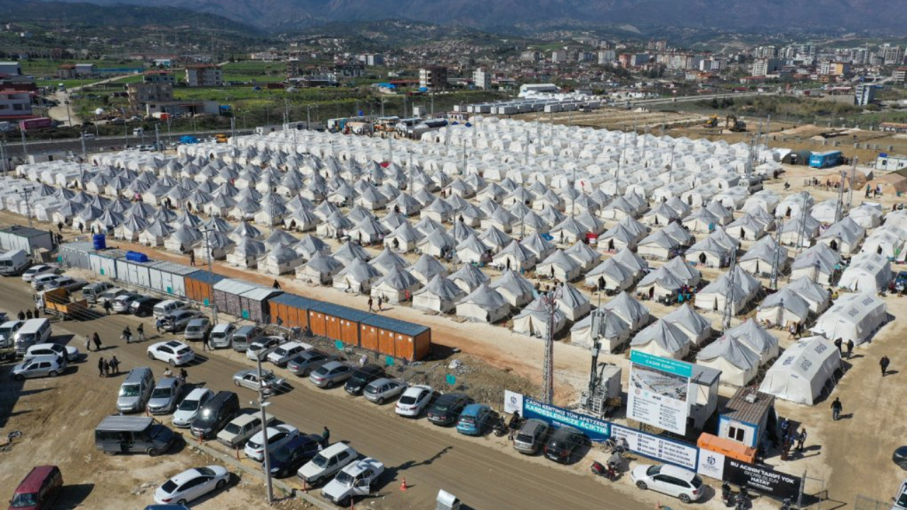 Hatay'da konteyner kentler boşaltılıyor! Depremzedeler: Konu