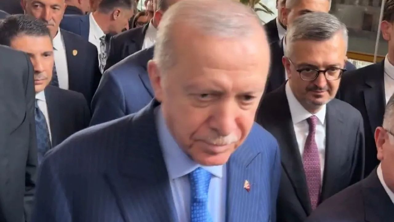 Cumhurbaşkanı Erdoğan'dan muhabire evlilik tavsiyesi! Meclis