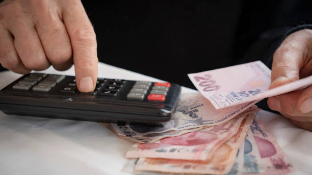 Vatandaş geçim koşullarında iyileştirme bekliyor: Zam, enfla