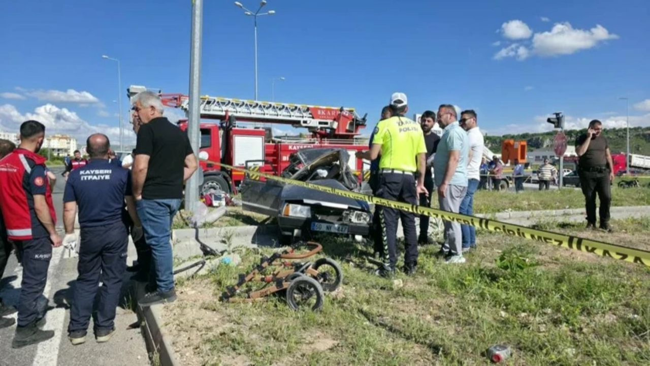 Kayseri'de feci kaza: Kavşak kan gölüne döndü! 3 ölü, 5 yara