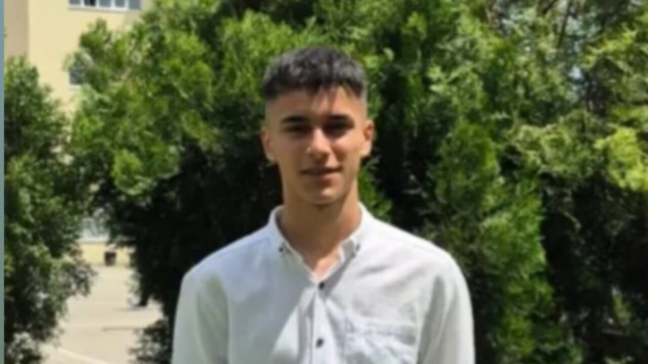 Zonguldak’ta kahreden olay! 19 yaşındaki genç odasında hareketsiz bulundu