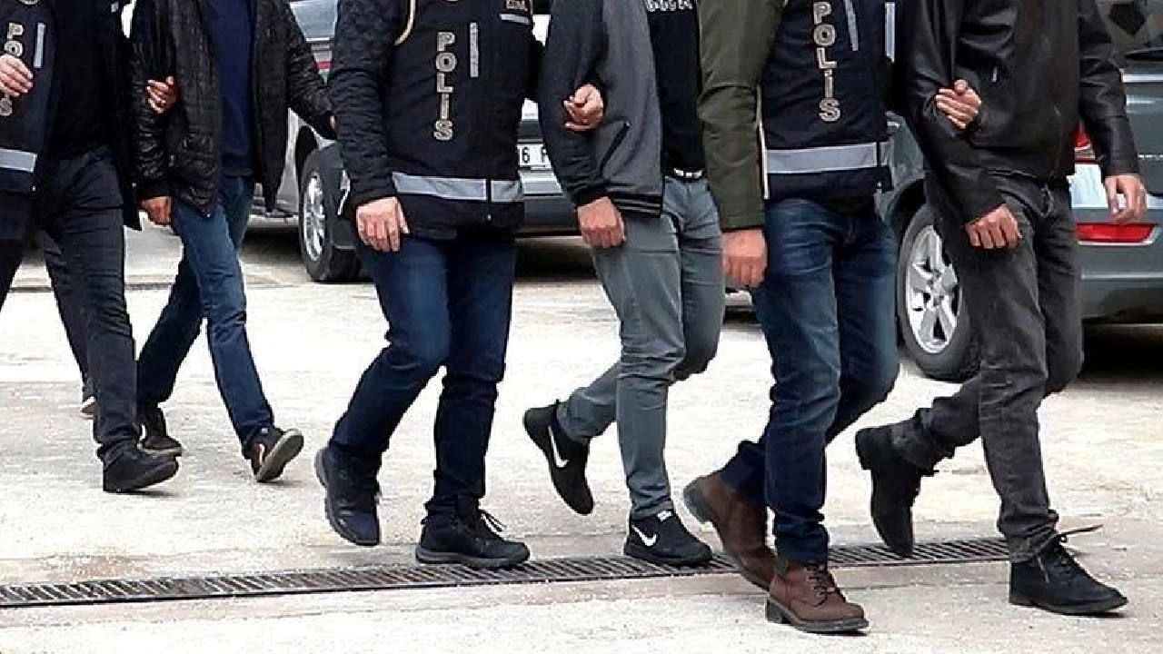 Ankara'da uyuşturucu ve fuhuş operasyonu! Şafak vakti 21 adrese eş zamanlı baskın yapıldı