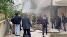 Alevlerin içinden iki çocuğu polisler çıkardı!