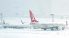 Sabiha Gökçen’de uçuşlara kar engeli