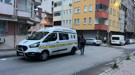 Küçükçekmece’de sokak ortasında silahlı çatışma!