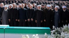 Hamaney’in cenazesinde insan seli: Kum kentindeki veda törenine yüz binlerce kişi katıldı
