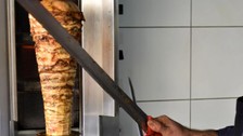 Tavuk döner yerken iki kez düşünün: Çamaşır suyu iddiası!