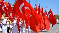 Liderlerden 19 Mayıs mesajları: Gelecek gençliğin