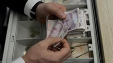 Yüz binlerce kamu işçisini ilgilendiriyor: Gözler zam teklifinde